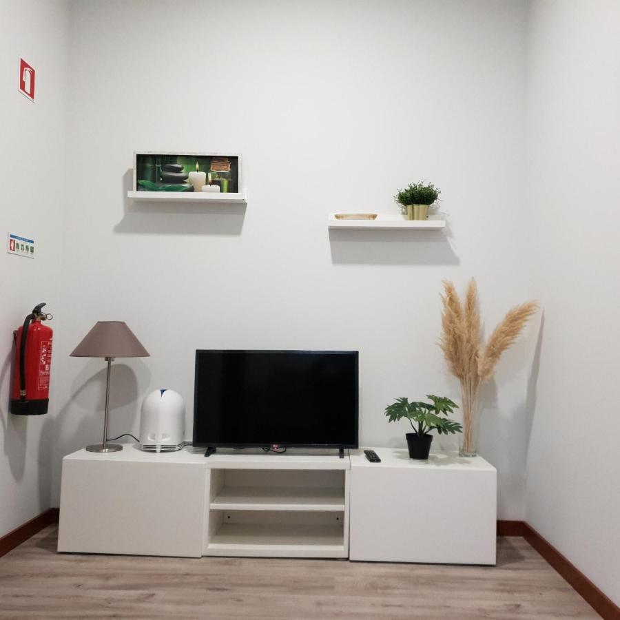 Albergue Dos Cagareus II Aveiro Buitenkant foto